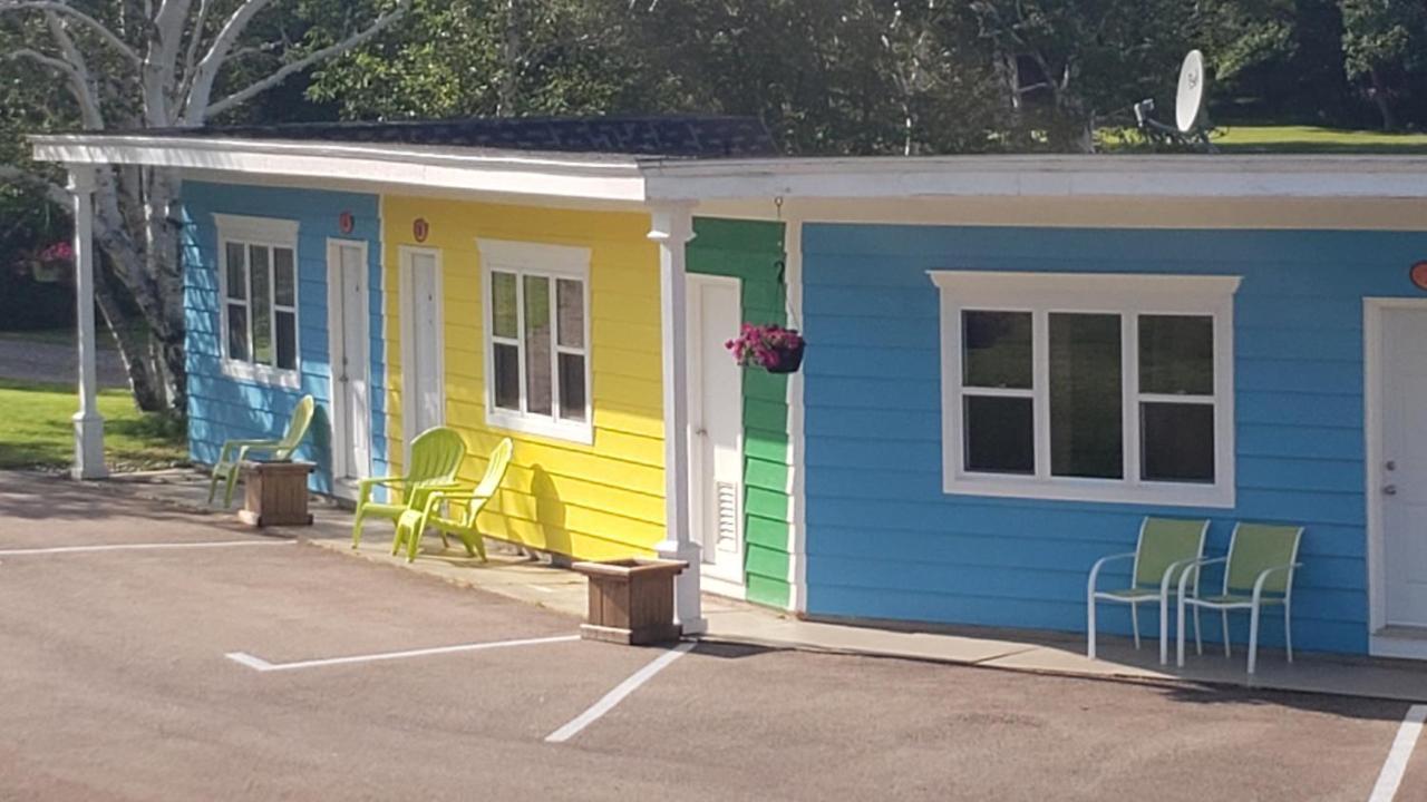 Cornerstone Motel Cheticamp Exterior photo