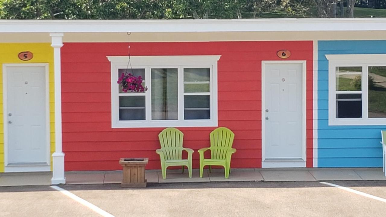 Cornerstone Motel Cheticamp Exterior photo