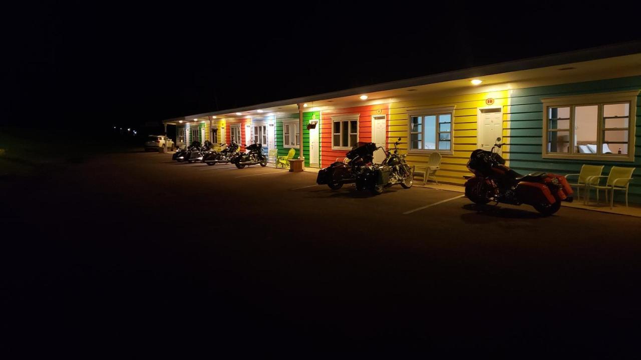 Cornerstone Motel Cheticamp Exterior photo