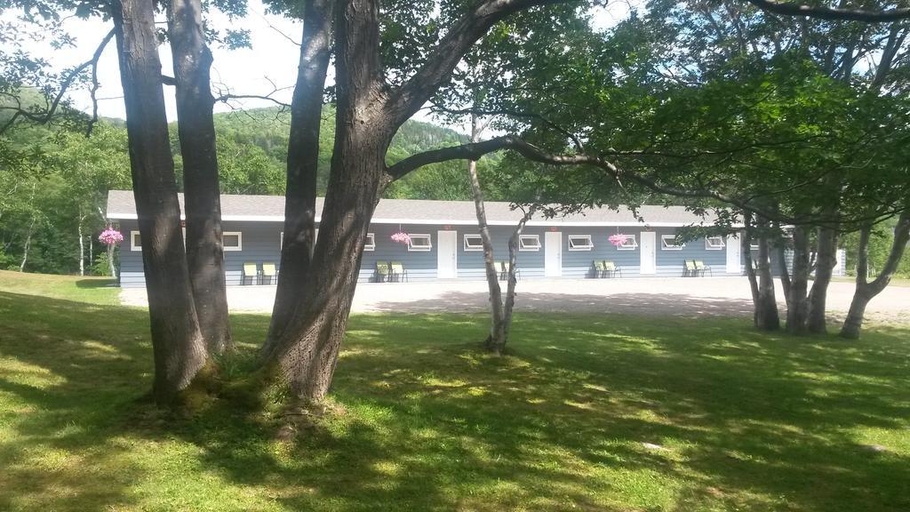 Cornerstone Motel Cheticamp Exterior photo