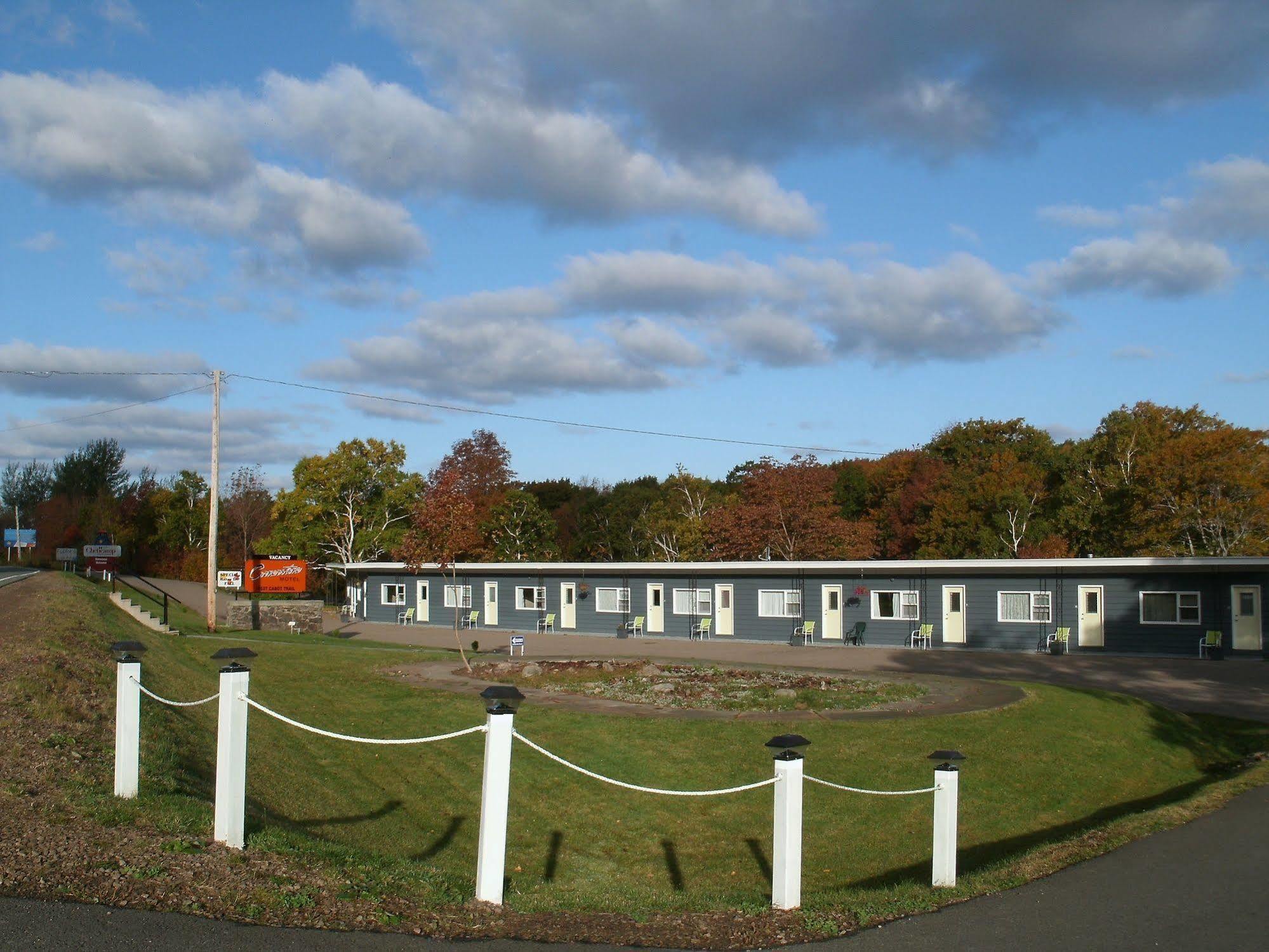 Cornerstone Motel Cheticamp Exterior photo